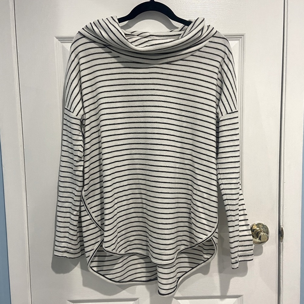 Loft Lou & Grey Soft Cowl neck Sweater